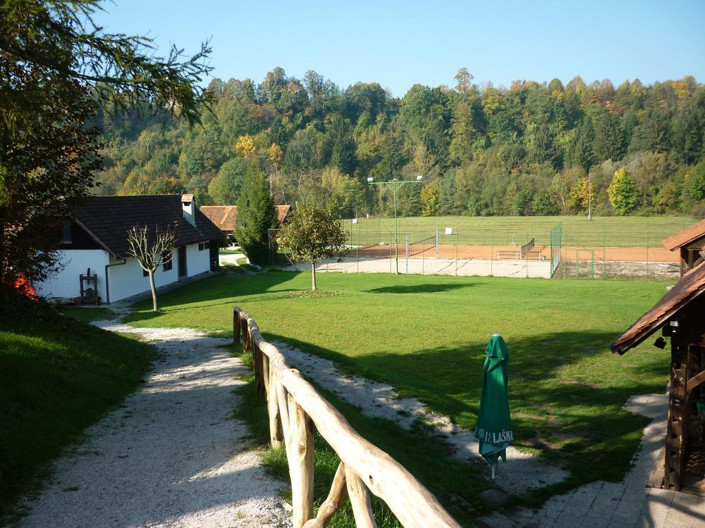 Hotel Gostisce Smuk Križe Exteriér fotografie