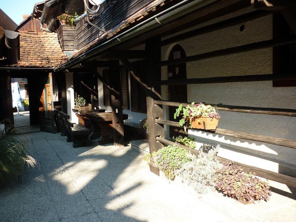 Hotel Gostisce Smuk Križe Exteriér fotografie